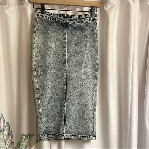 Forever 21 Dresses & Skirts - Jean skirt NWOT
